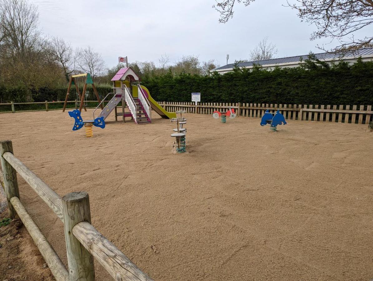 Camping De Lanven Plomeur Esterno foto