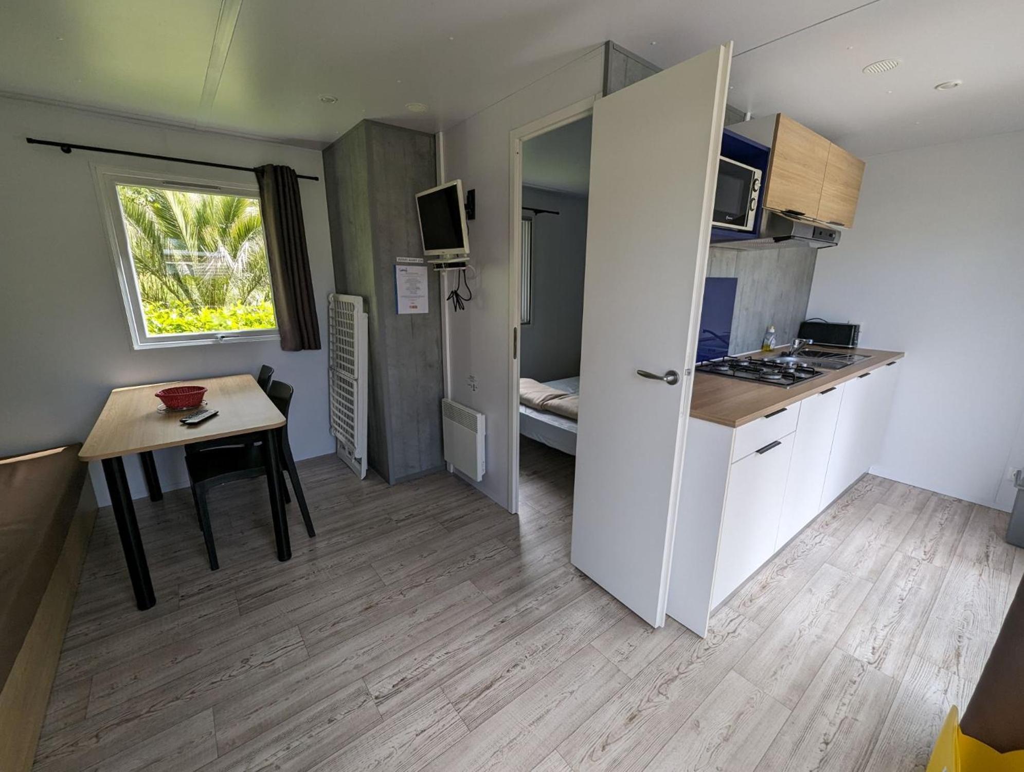 Camping De Lanven Plomeur Esterno foto